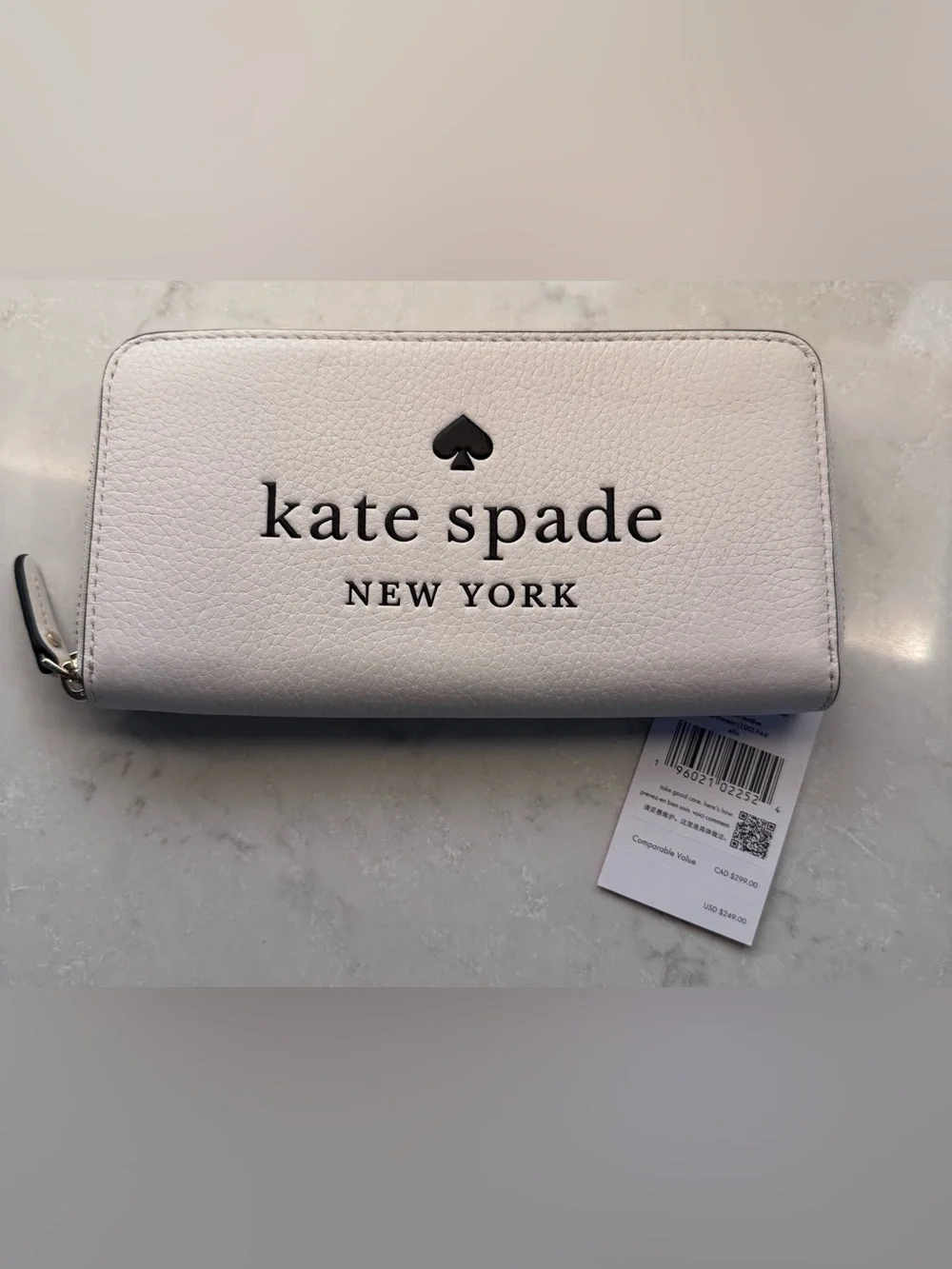 Kate Spade Off White Leather Wallet-NWT